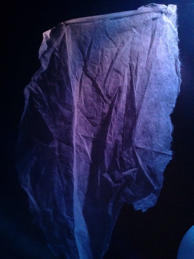 Blå ljushetskontrast