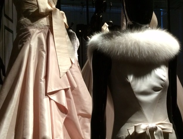 Vitt_Bröllposklänningar