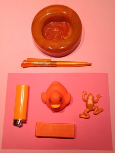 Orange på mörk rosa uppifrån